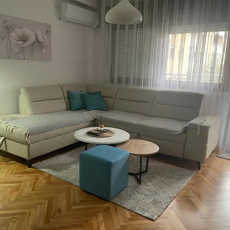 Modern Reality Lejlighed Kumanovo Eksteriør billede