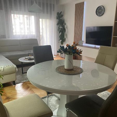 Modern Reality Lejlighed Kumanovo Eksteriør billede
