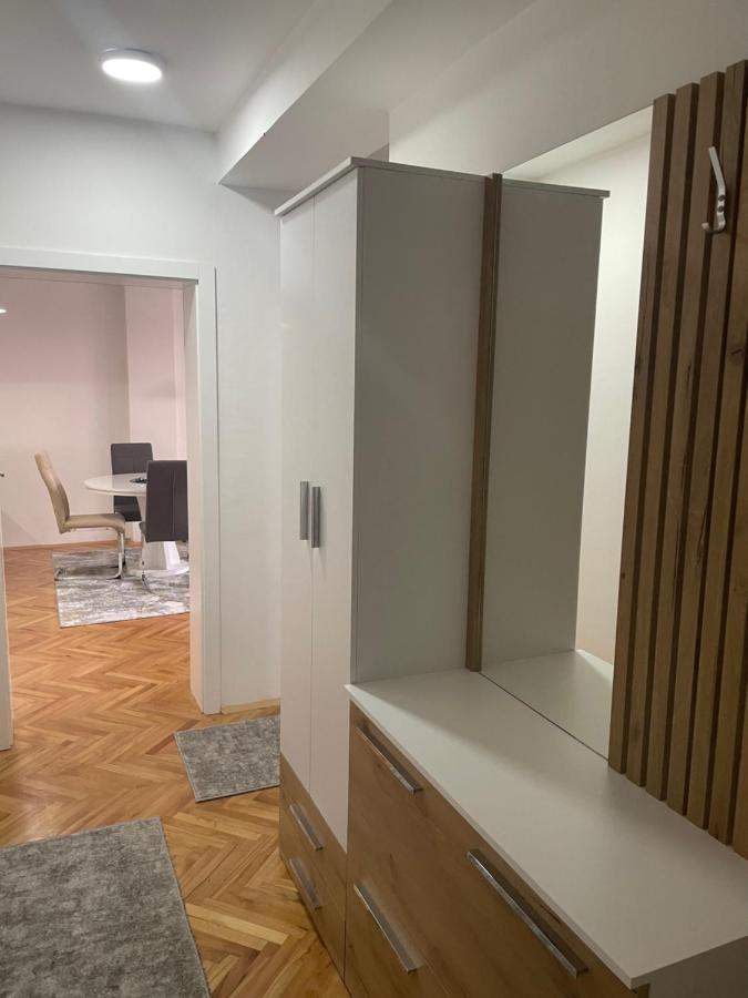 Modern Reality Lejlighed Kumanovo Eksteriør billede