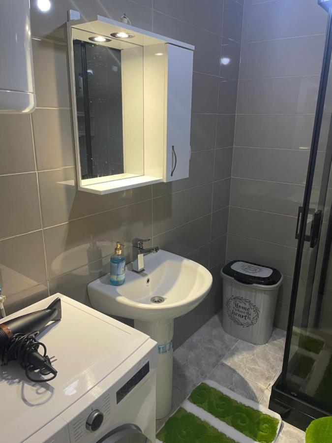 Modern Reality Lejlighed Kumanovo Eksteriør billede