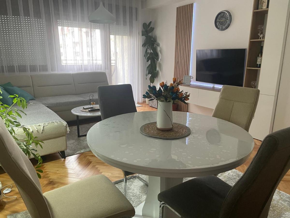 Modern Reality Lejlighed Kumanovo Eksteriør billede